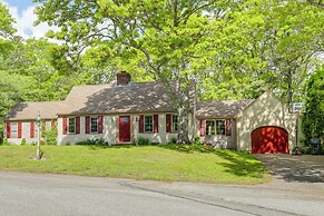 Centerville Escape w/ Pool ~ 3 Mi to Beach!