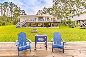 Waterfront Home: Spectacular On-site Fishing!