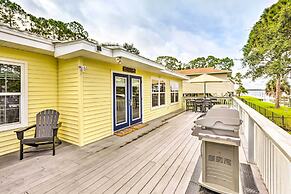 Waterfront Home: Spectacular On-site Fishing!