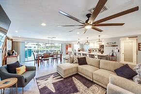 Punta Gorda Getaway w/ Canal Access & Lanai!