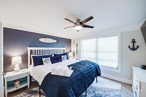 Punta Gorda Getaway w/ Canal Access & Lanai!