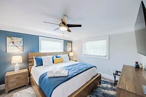 Punta Gorda Getaway w/ Canal Access & Lanai!