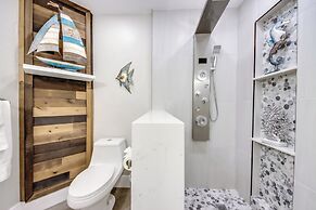 Punta Gorda Getaway w/ Canal Access & Lanai!