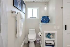 Punta Gorda Getaway w/ Canal Access & Lanai!