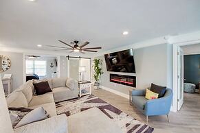 Punta Gorda Getaway w/ Canal Access & Lanai!