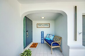 Punta Gorda Getaway w/ Canal Access & Lanai!