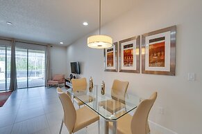 Townhome w/ Lanai ~ 9 Mi to Disney!