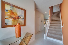 Townhome w/ Lanai ~ 9 Mi to Disney!