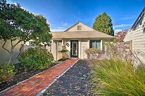 2 Mi to South Cape Beach State Park: Home w/ Yard!