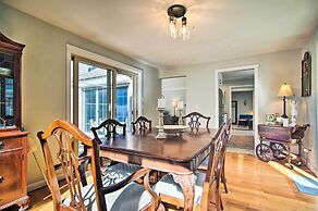 2 Mi to South Cape Beach State Park: Home w/ Yard!