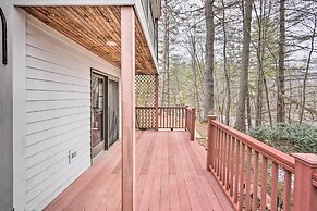 Berkshires Getaway < 1 Mi Skiing & Hiking!