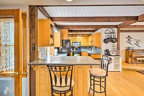 Berkshires Getaway < 1 Mi Skiing & Hiking!