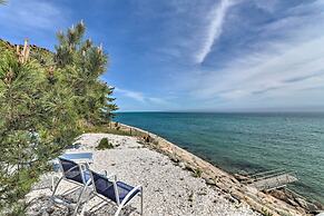 Serene Cape Cod Escape w/ Private Ocean Overlook!