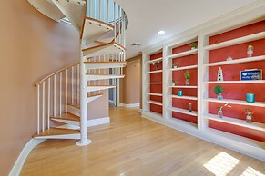 1 Mi to Beach: Spacious Retreat in East Sandwich!
