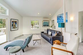 Lakefront Otis Home w/ Stunning Views & Boats!