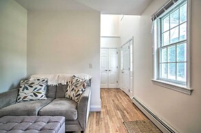 Marion Home w/ Private Deck < 1 Mi From Beach