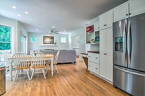 Marion Home w/ Private Deck < 1 Mi From Beach