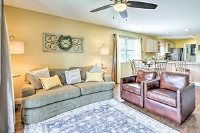 Central Branson Condo w/ Pool: Walk Everywhere!