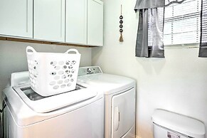 Central Branson Condo w/ Pool: Walk Everywhere!