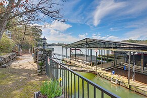 5 Mi to Casino: Waterfront Condo in Hot Springs!