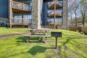 5 Mi to Casino: Waterfront Condo in Hot Springs!