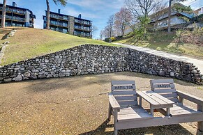 5 Mi to Casino: Waterfront Condo in Hot Springs!