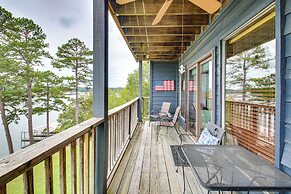 5 Mi to Casino: Waterfront Condo in Hot Springs!