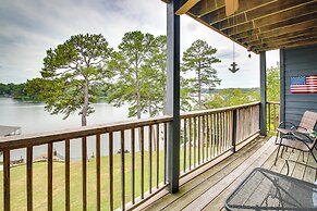 5 Mi to Casino: Waterfront Condo in Hot Springs!