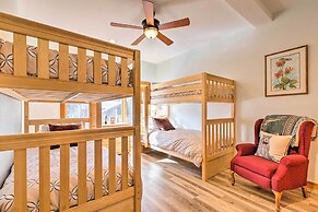Incline Village Townhome w/ Forest-view Deck