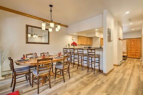 Incline Village Townhome w/ Forest-view Deck