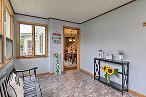 Penn Yan Escape w/ Yard, 1 Mi to Keuka Lake!