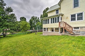 Penn Yan Escape w/ Yard, 1 Mi to Keuka Lake!