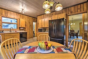 Penn Yan Escape w/ Yard, 1 Mi to Keuka Lake!