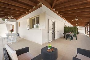 3338 Residence Garden Sea - 1 by Barbarhouse