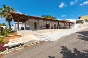 3338 Residence Garden Sea - 1 by Barbarhouse