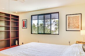 Ocean-view Bungalow: Walk to Pebbles Beach!