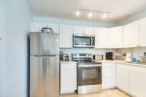 Apartment w/ Easy Access to Indian Rocks Beach!