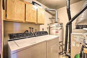 Hot Tub Access: Mammoth Lakes Nature Escape!