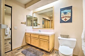 Hot Tub Access: Mammoth Lakes Nature Escape!