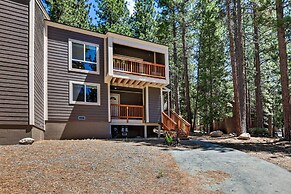 1 Mi to Skiing & Beaches: Incline Village Home!