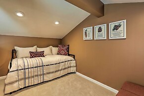 1 Mi to Skiing & Beaches: Incline Village Home!