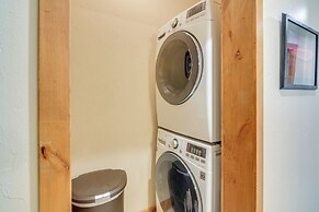 < 1 Mi to Hot Spring: Condo in Pagosa Springs!