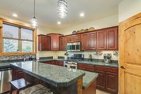 < 1 Mi to Hot Spring: Condo in Pagosa Springs!