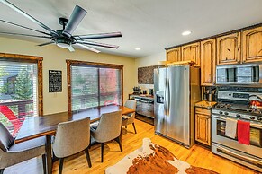 Duplex in Quiet Family Neighborhood 1 Mi to Skiing