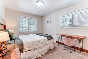 < 15 Mi to 6 Ski Resorts: Tahoe Donner Escape!