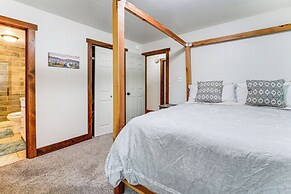 < 15 Mi to 6 Ski Resorts: Tahoe Donner Escape!