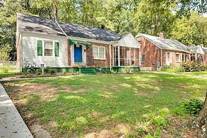 Cozy Atlanta Abode Near Theme Parks, Golf & Shops