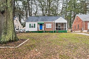 Cozy Atlanta Abode Near Theme Parks, Golf & Shops