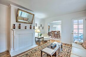 Cozy Atlanta Abode Near Theme Parks, Golf & Shops