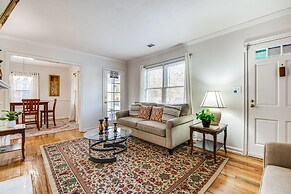 Cozy Atlanta Abode Near Theme Parks, Golf & Shops